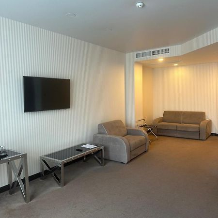 Maristella Marine Residense Hotel Apartment Odesa Exterior photo