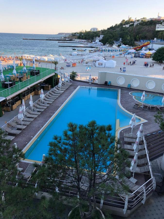 Maristella Marine Residense Hotel Apartment Odesa Exterior photo