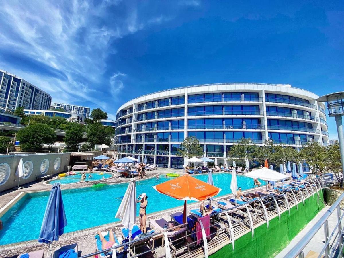 Maristella Marine Residense Hotel Apartment Odesa Exterior photo
